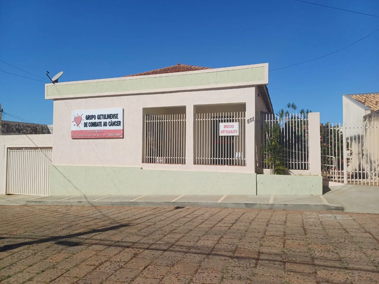 Fachada da sede do Grupo Getulinense de Combate ao Câncer